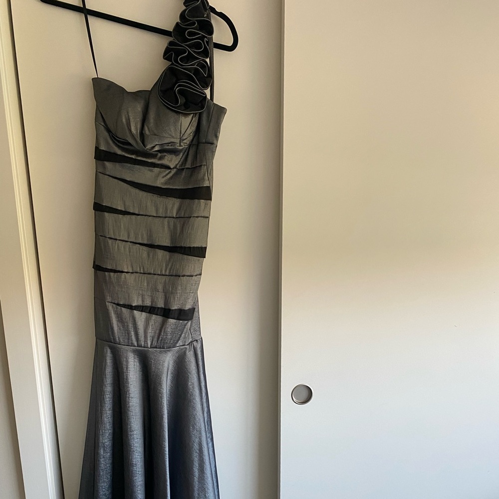 Betsy Johnson Dress. Very classy
